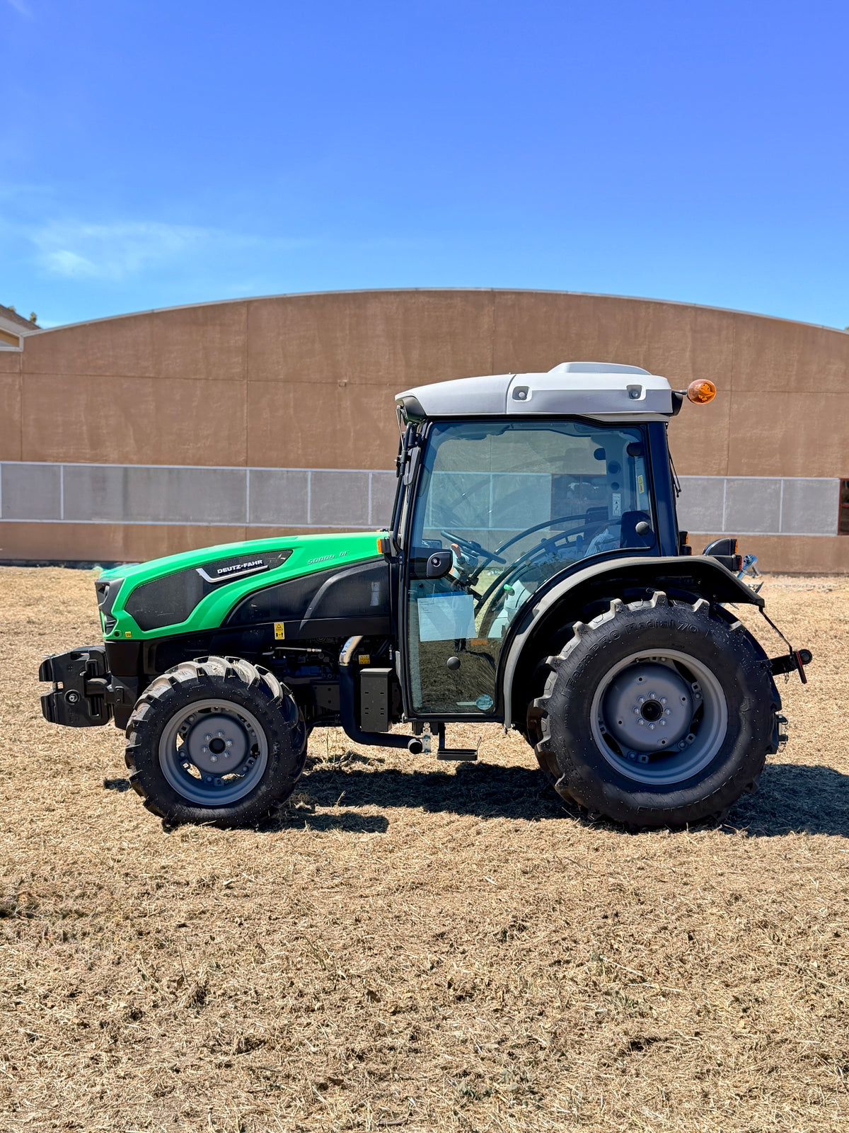 Deutz Fahr 5080.4 DF Cab Tractor