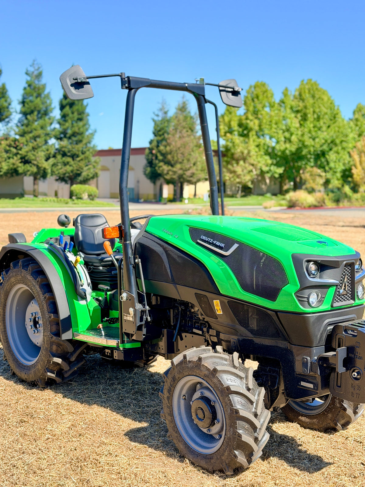 Rental | Deutz Fahr 5080.4 DV Roll Over Protective Structure Vineyard Tractor